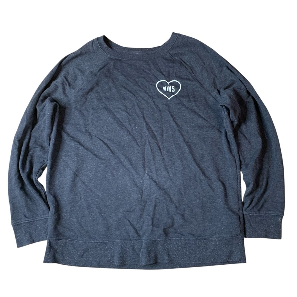 💜 Old Navy Grey Heart "WINS" Raglan Sweatshirt - Size L